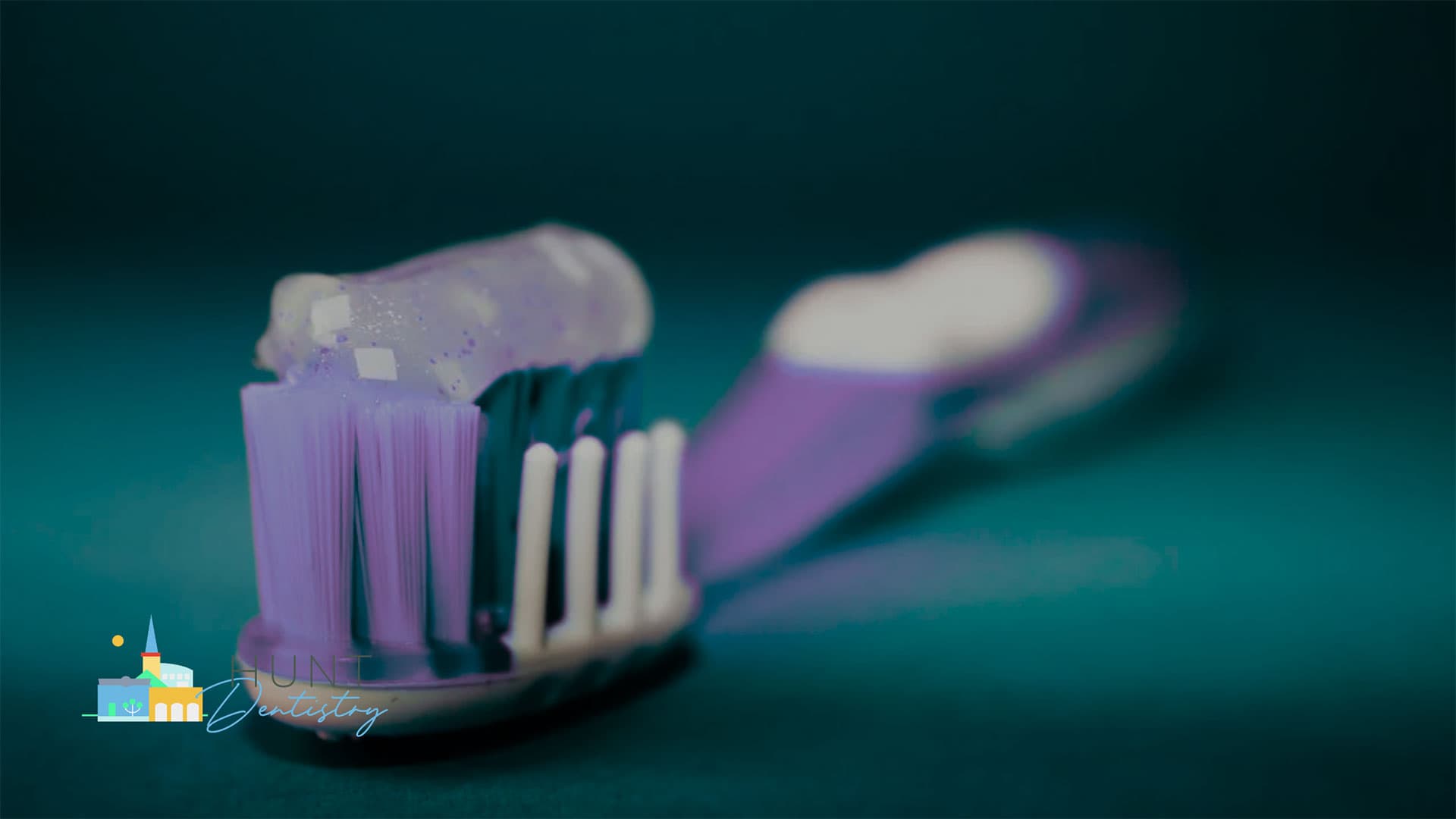 How to Choose the Right Toothpaste and Mouthwash